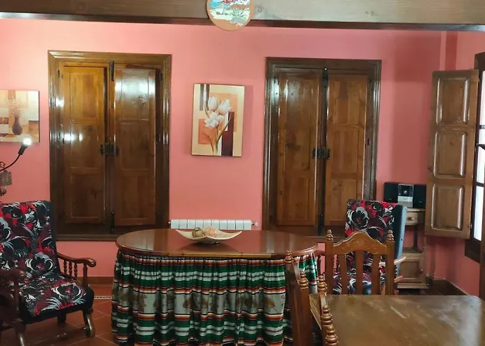 Cortijo Arcos - Lujo Rural Con Piscina Y Vistas Espectaculares En Málaga