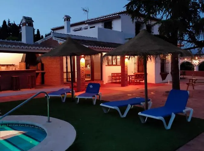 Vakantiehuis Cortijo Arcos - Lujo Rural Con Piscina Y Vistas Espectaculares En Málaga