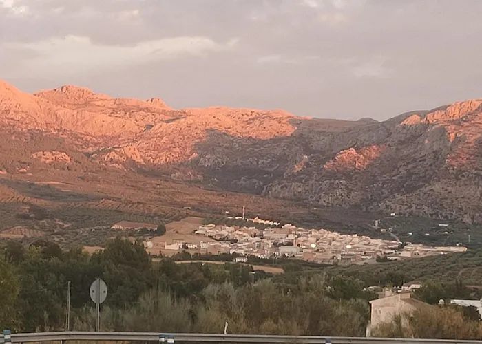 Vakantiehuis Cortijo Arcos - Lujo Rural Con Piscina Y Vistas Espectaculares En Málaga